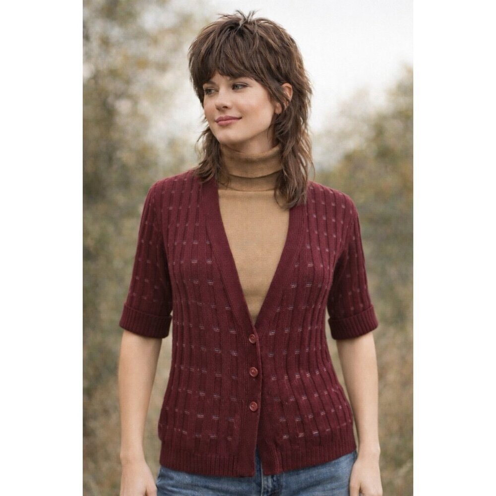 Vintage 1970s Sweater Bee by Banff Womens Cardigan Sz Medium Burgundy Ribbed